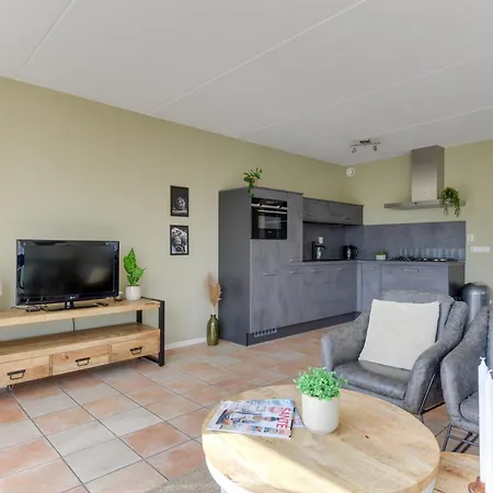 Meerzicht 59 - Ideal Family Appt For 6 Persons Uitgeest